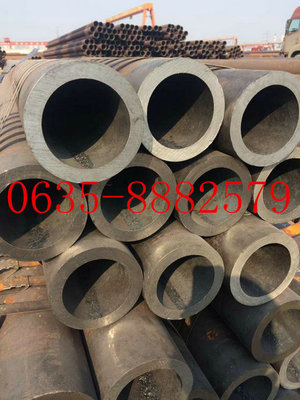 114毫米直径14毫米壁厚8米长钢管的性能与应用